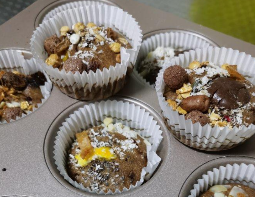 Creative Breakfast Muffins: A Multi\-Flavor Portable Delight